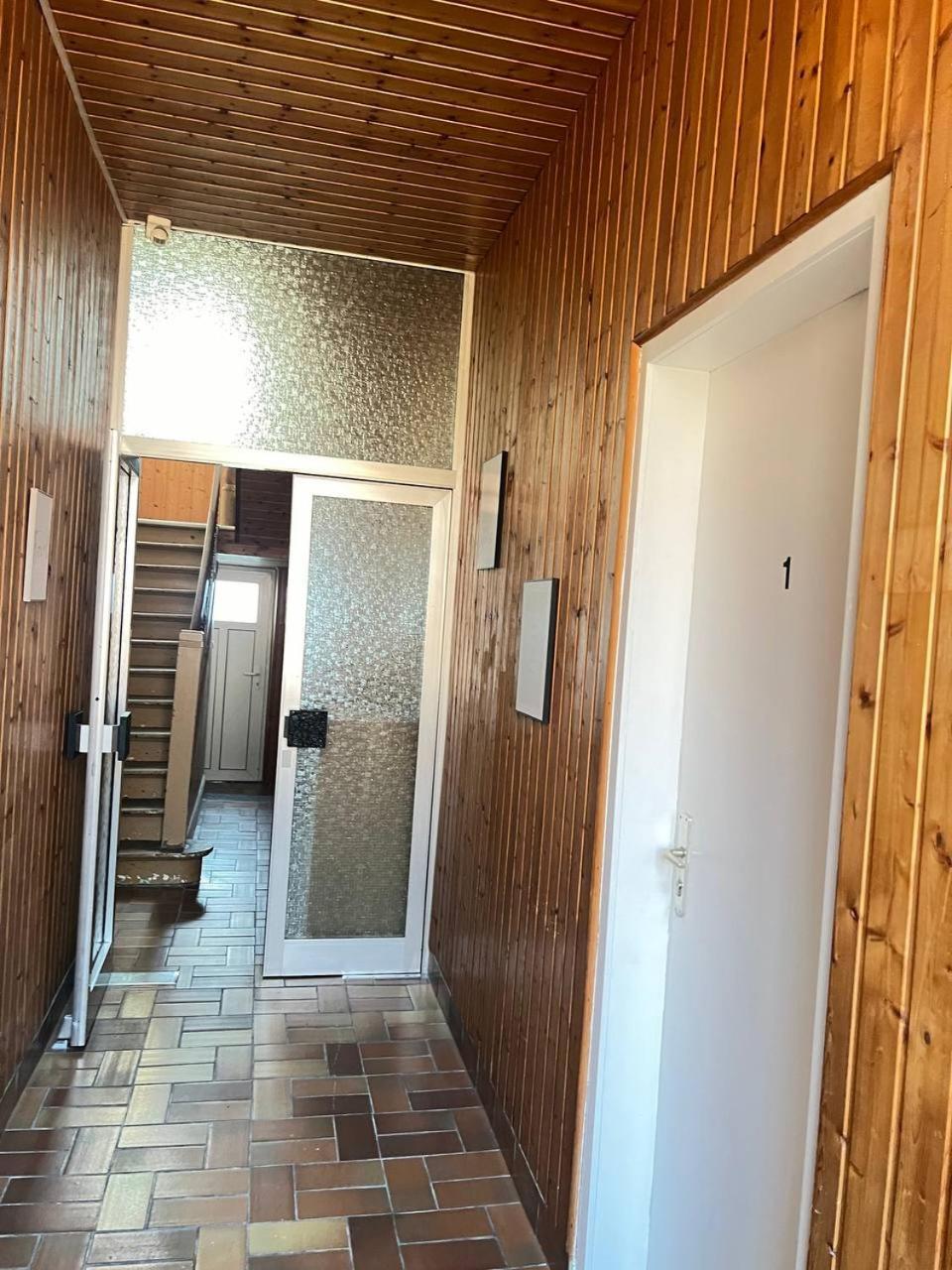 Koblenz Corner Rooms Екстериор снимка